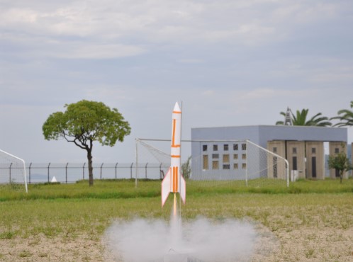 高専スペースキャンプ2019で打ち上げられたモデルロケット