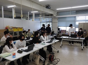 VRを用いた工場内体験①