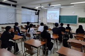 文藻外語大学の学生から自己紹介スタート！