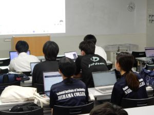 会場の様子