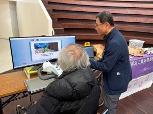 シニアカーシミュレーション体験コーナー