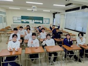本校からは１３名が参加！