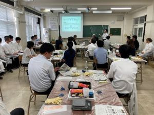 高専教員との合同研修の様子