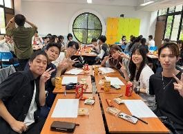 日本語科の学生と交流